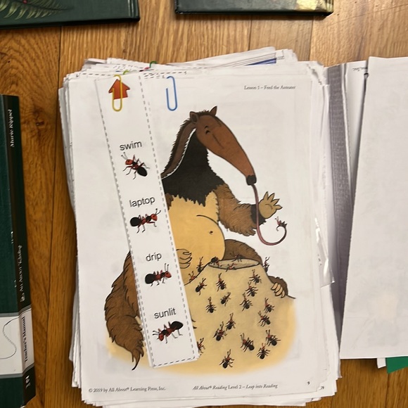 Leap into Reading Color Edition Level 2 Set - Picture 9 of 15